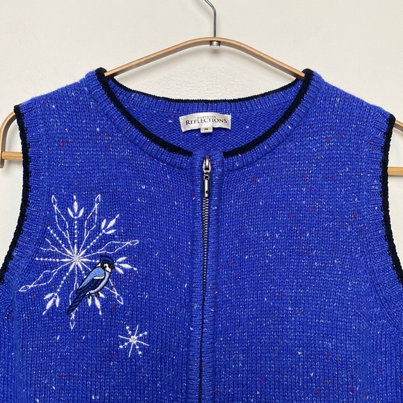 Embroidered Sweater Vest Women SZ M Blue Jays Birds Snowflakes Sparkle - Picture 3 of 15